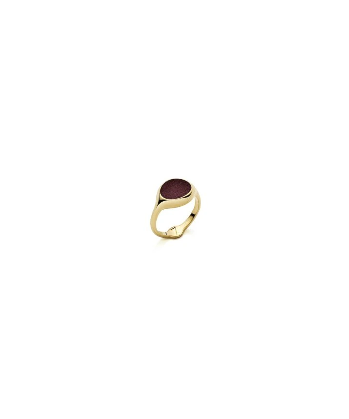 Gold ring featuring a large, round burgundy stone design for a luxurious look. Perfect for adding elegance to any outfit.