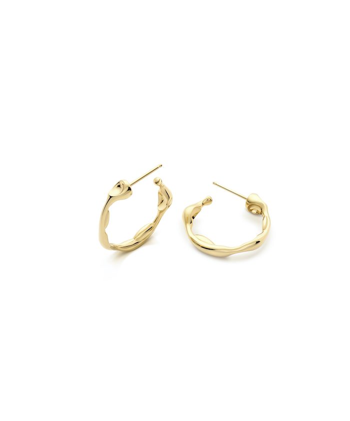 Stylish gold 3D magnetic hoop earrings, 1-inch size, perfect for trendy jewelry accessories.