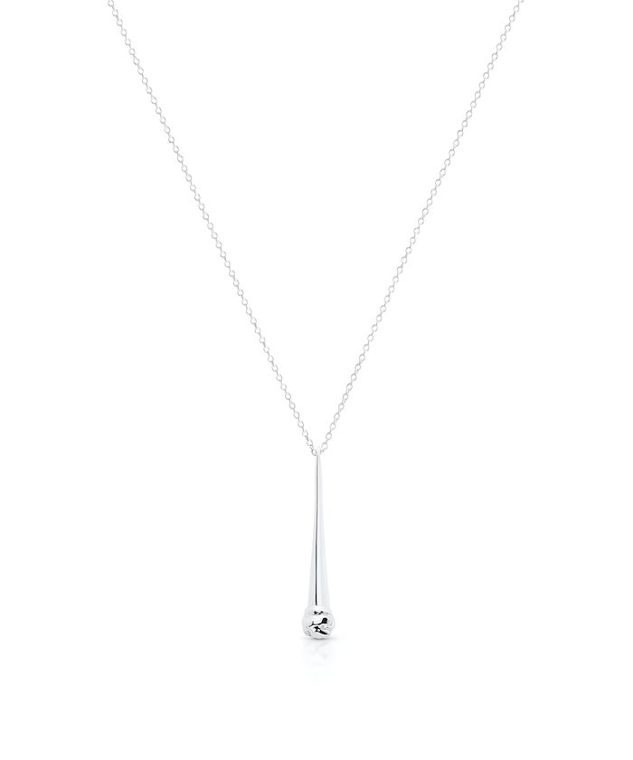 Elegant drop necklace with a sleek chain and teardrop pendant, perfect for stylish accessories.
