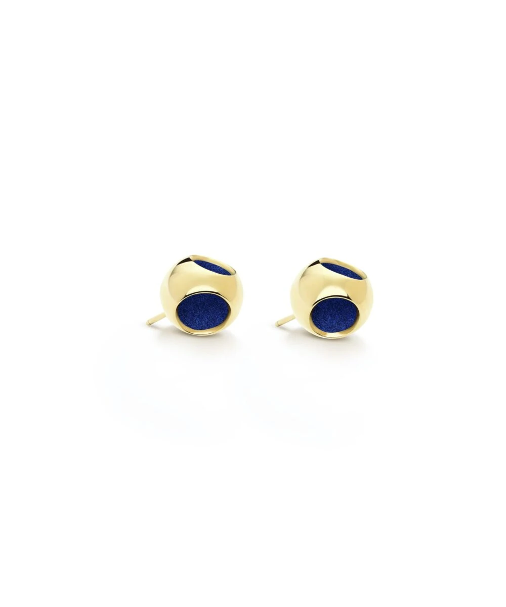Elegant gold and blue stud earrings, perfect for adding a touch of sophistication to any outfit.