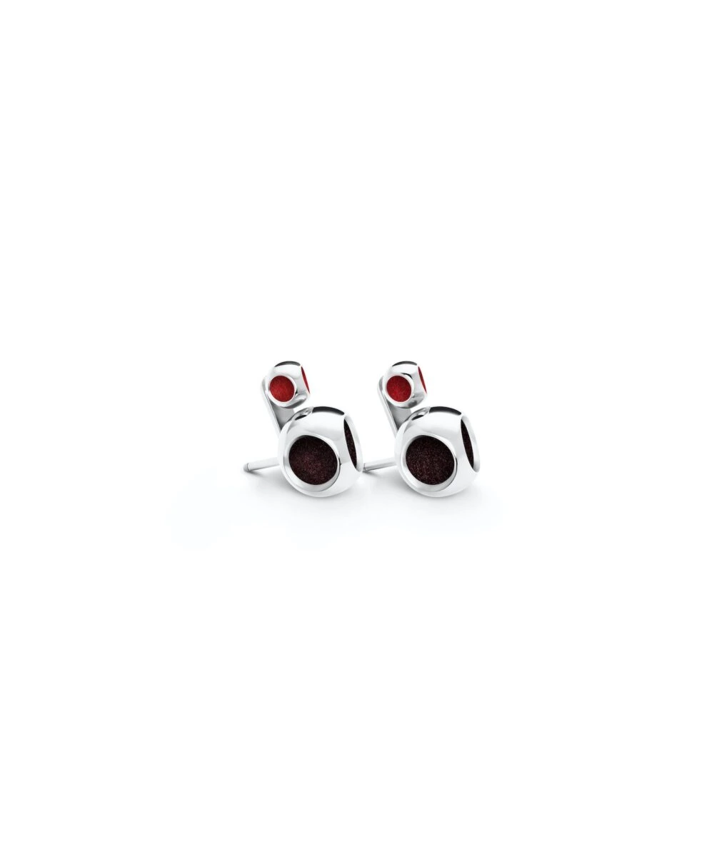 Elegant silver and red gemstone stud earrings for a subtle, stylish look. Perfect jewelry for everyday wear.