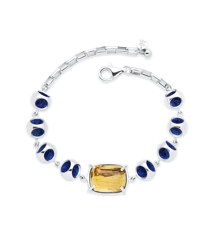 Verged Amber bracelet with blue and silver accents, perfect for stylish accessories.