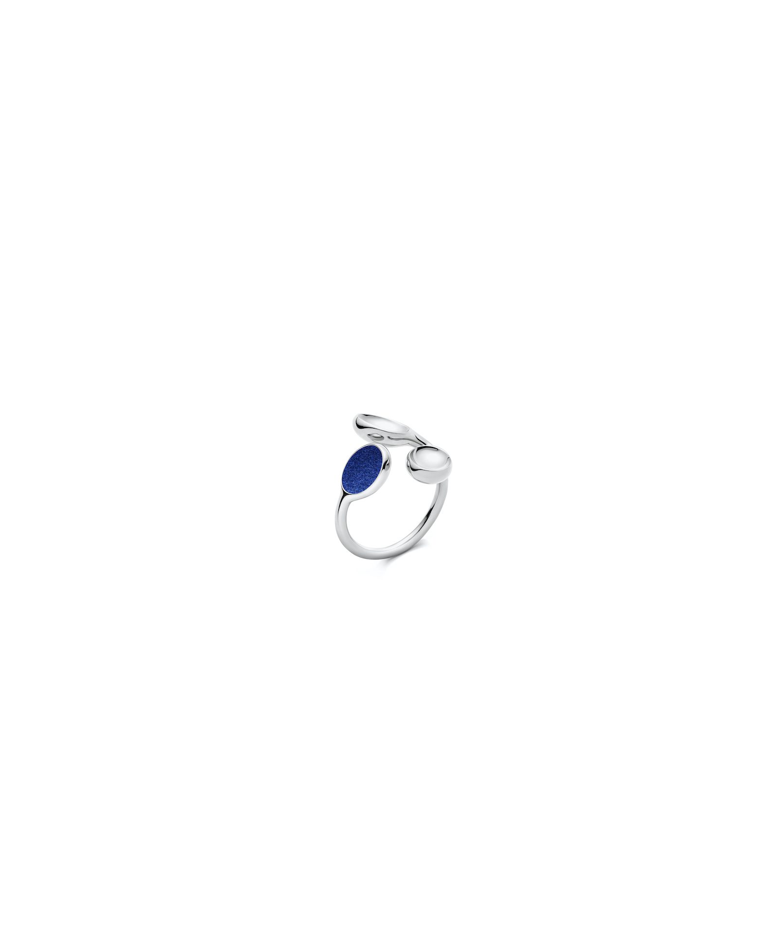 Anillo Trilogy Slim Elegant sterling silver ring with blue enamel accent, stylish and versatile jewelry piece.