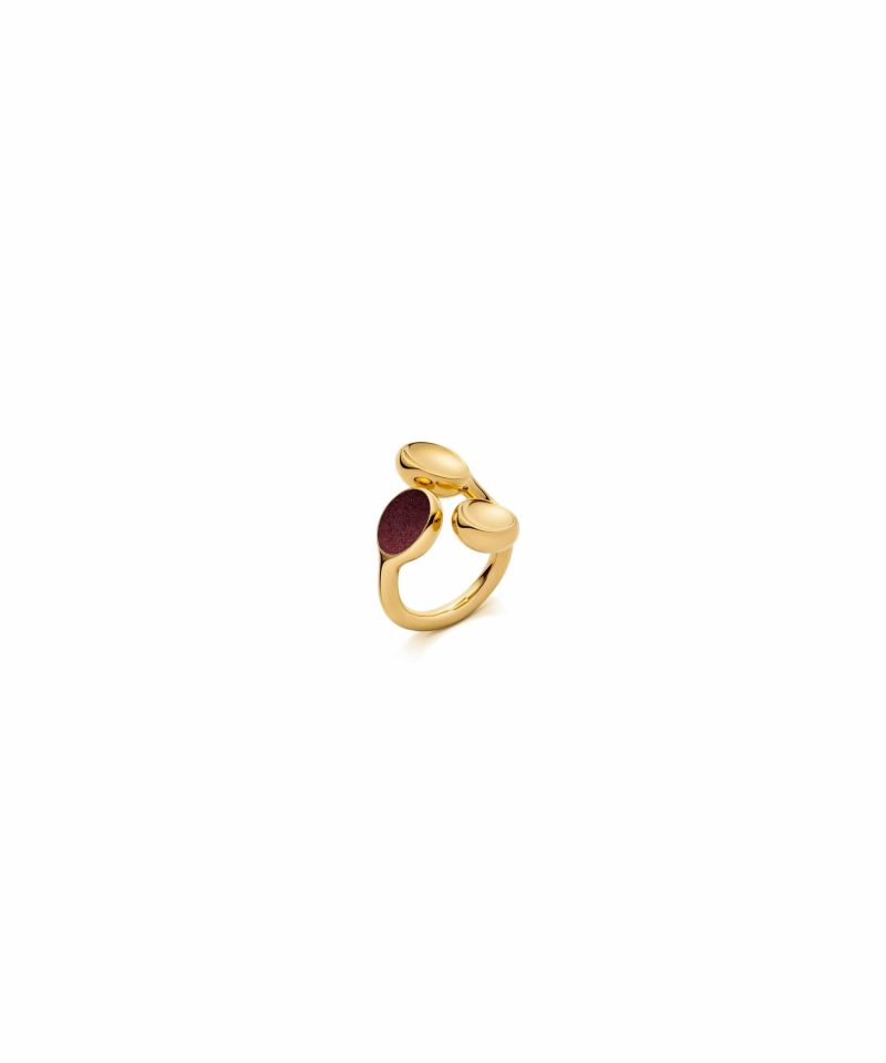 Trilogy Maxi Ring in 925 sterling silver with 18k gold plating and burgundy microfiber
