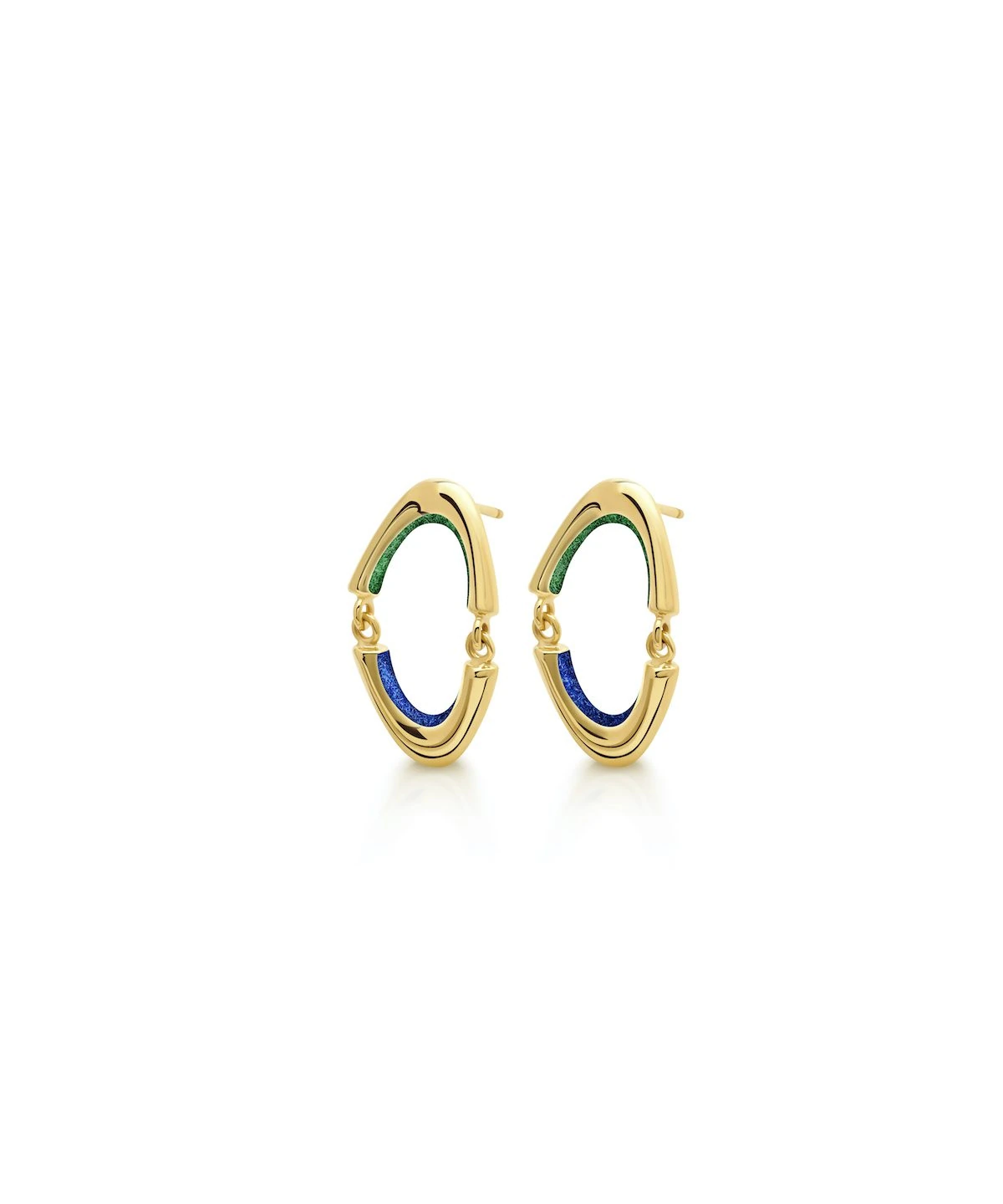 Aretes Cosmoi Colorful hoop earrings with green and blue enamel details in gold finish. Perfect for a stylish, modern look.