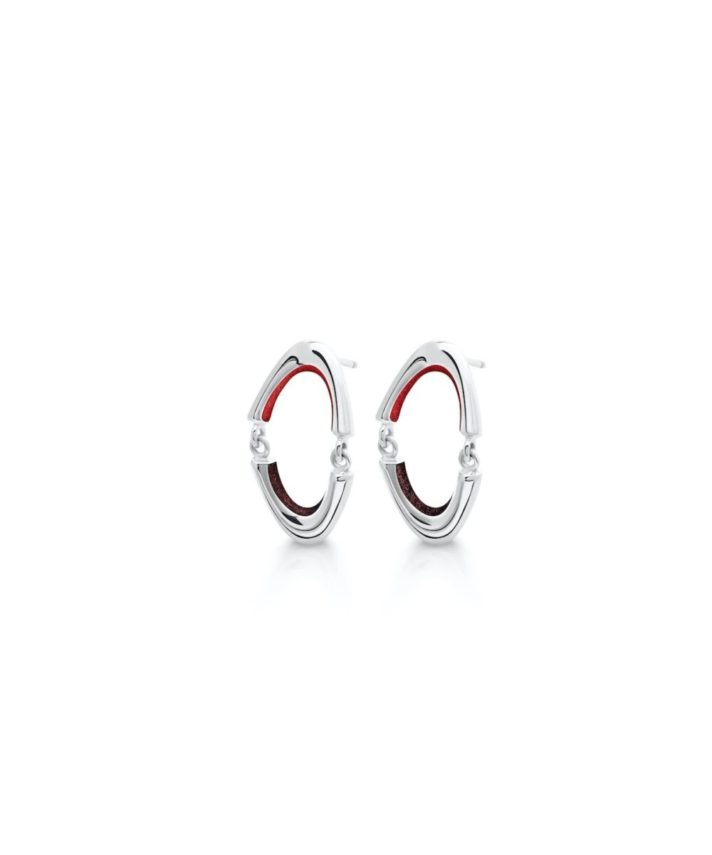 Elegant silver hoops with red detailing for a modern sophisticated look.