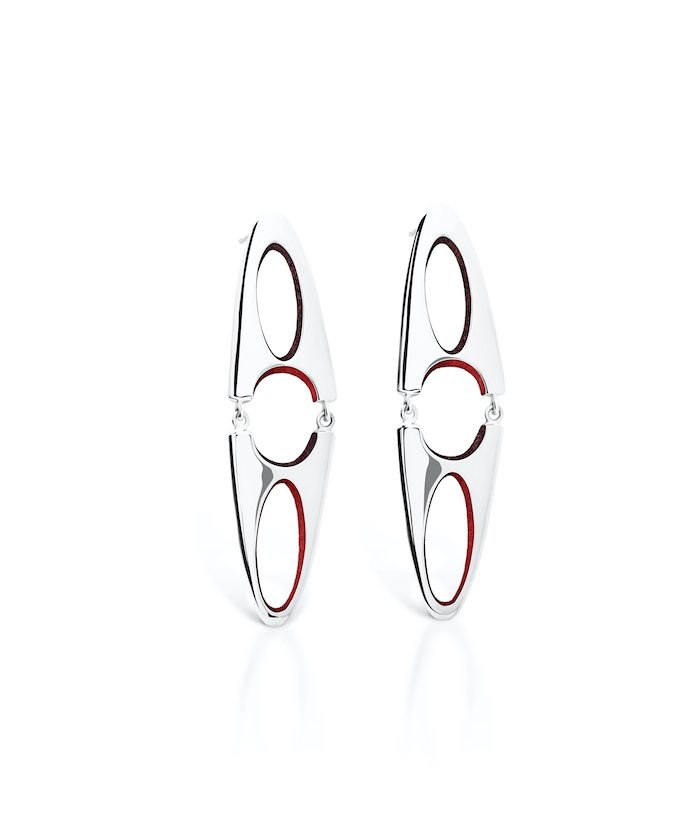 Stylish silver Milieu earrings with modern oval design, perfect for any occasion.