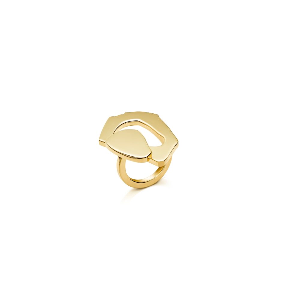 Gold heart-shaped ring, stylish jewelry piece for women, perfect gift for special occasions.