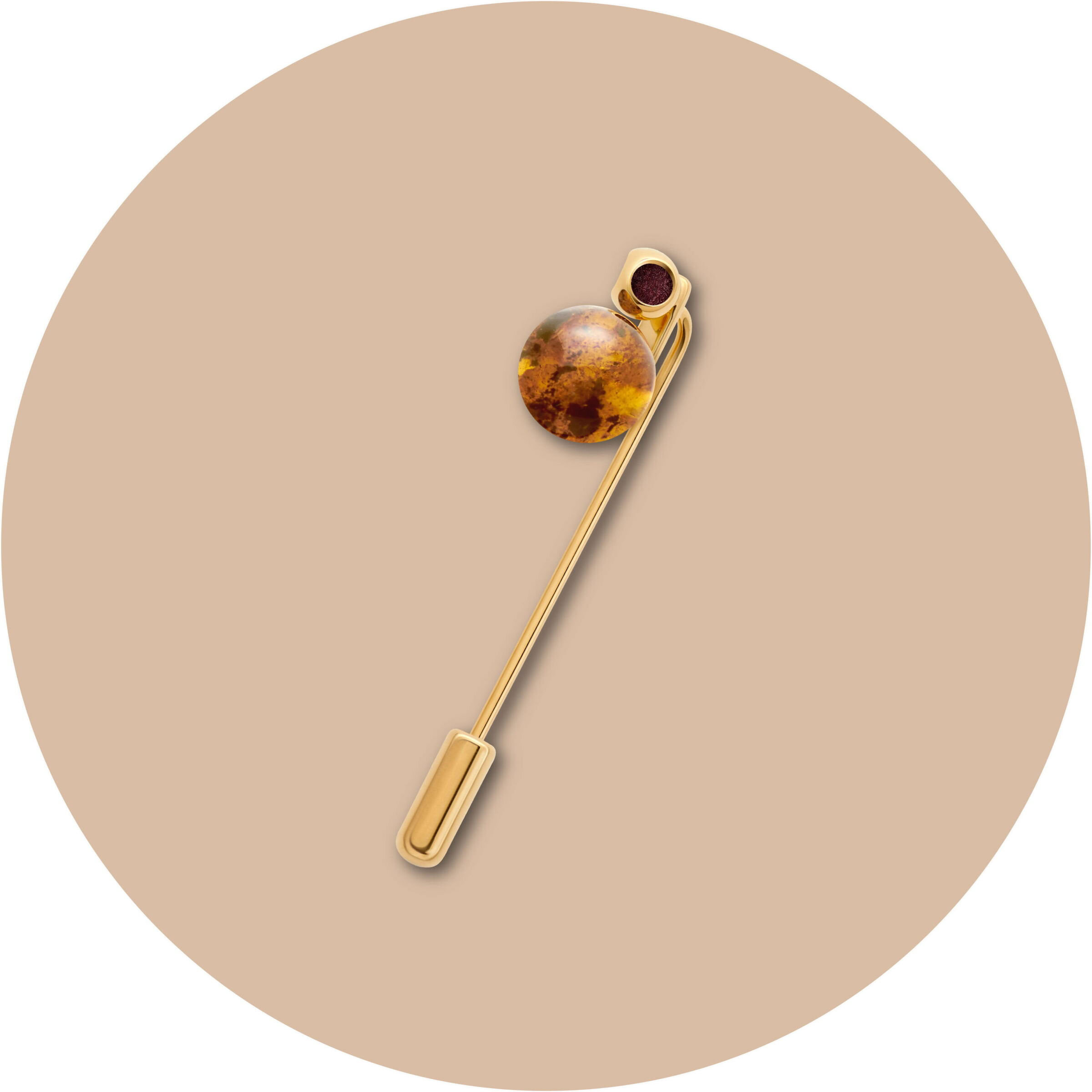 Brooch jewelry featuring moon and gemstone details, ideal for Valentine's Day gift or elegant accessory.