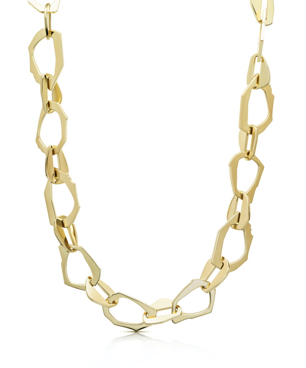Luxury gold chain necklace for tribute or special occasions. Perfect for heartfelt gift and meaningful jewelry.